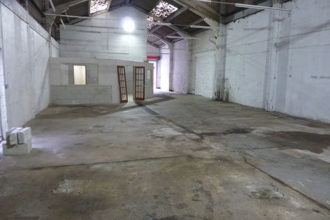 Light industrial to let in Stable Hobba, Penzance