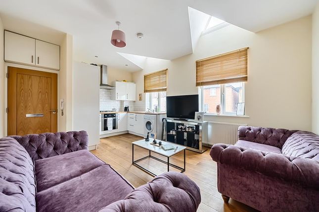 Flat for sale in Abingdon, Oxfordshire