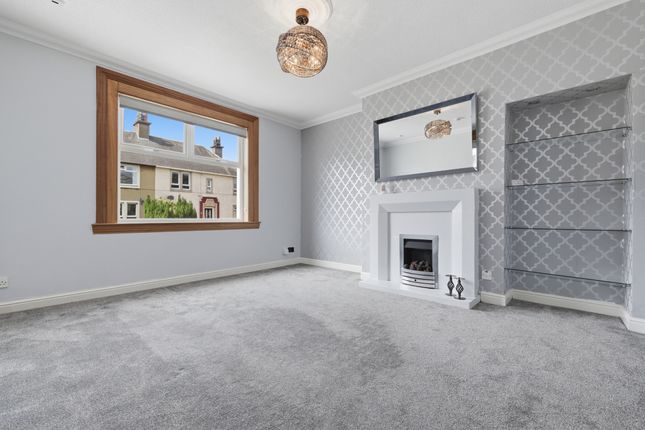 6 Lee Crescent, Bishopbriggs,, Glasgow photo 2