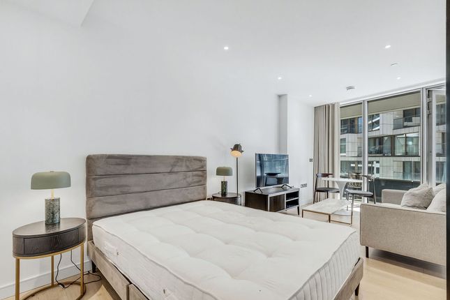 8 Water Street, Vertus, London photo 4