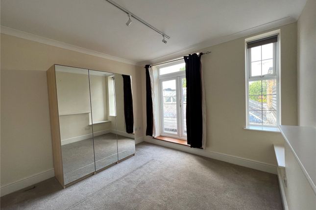 101A, Queens Road, Surrey photo 5