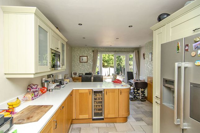 14, Redfern Drive, Burntwood photo 4