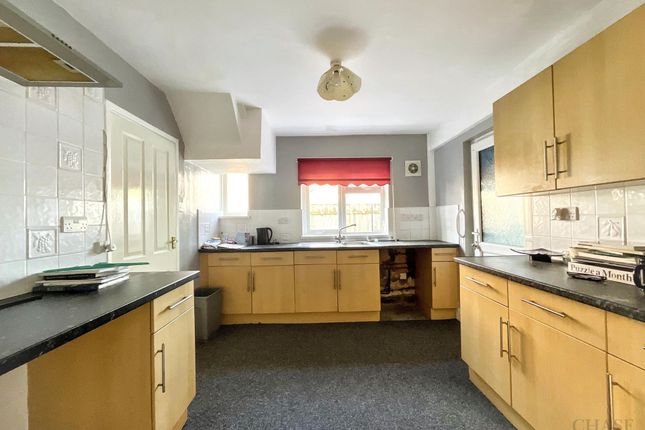 40 Railway Street, Hebburn photo 2