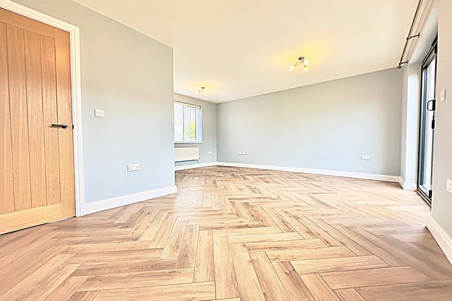 3 Chagford Close, Chagford Close, Bedford photo 4
