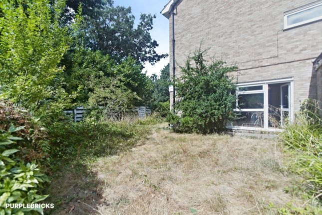 5, Hyrstdene, South Croydon photo 4