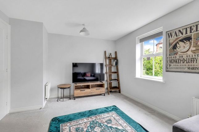 55 Wenlock Drive, Nottingham photo 4