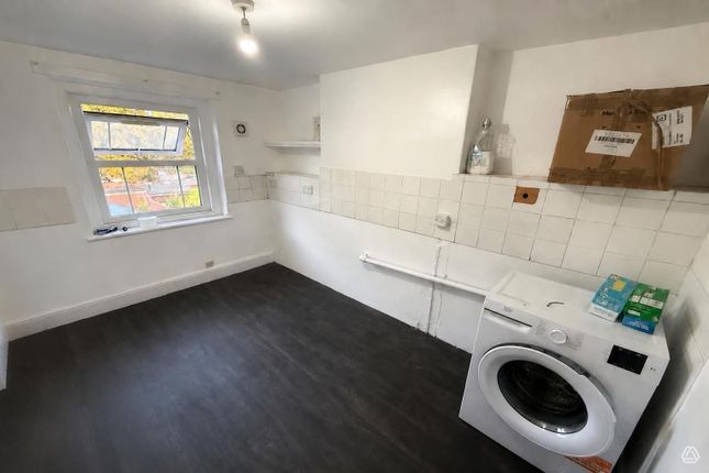 4, South Road, Taunton photo 5