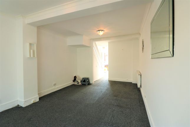 80 Aldborough Road South,, Aldborough Road South, Ilford photo 5
