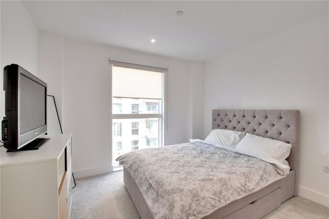 505, Larkin House, London photo 3