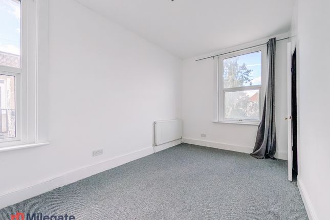 35C, St. Helens Road, Westcliff-On-Sea photo 2
