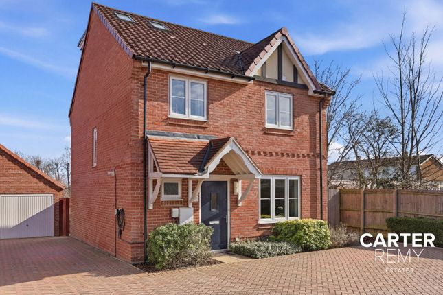 5-bed house on 27, Abingdon Close, Basildon, £525,000