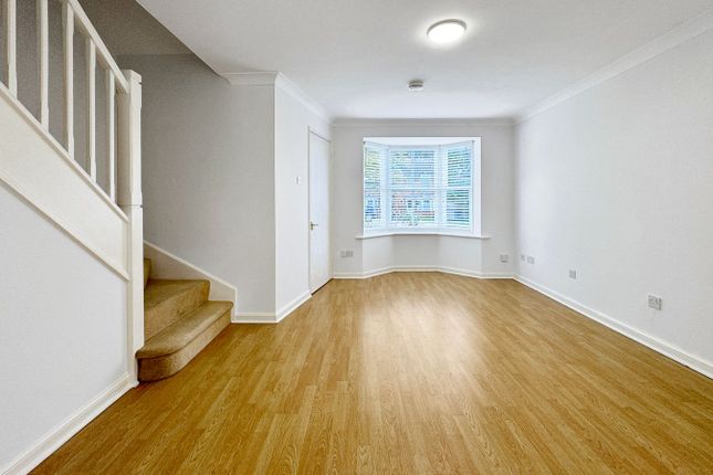 9, Rowan Place, Amersham photo 3