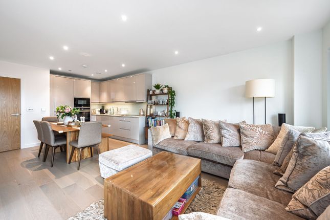 Quassia House, Colindale photo 4