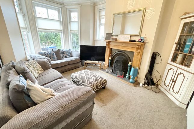 2, Somerset Avenue, Blackpool photo 2