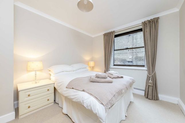 20 Cameret Court, Lorne Gardens, London photo 4