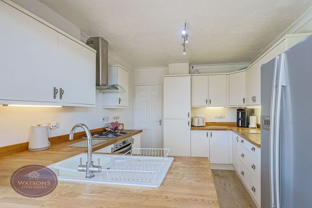 14, Philip Avenue, Nottingham photo 4