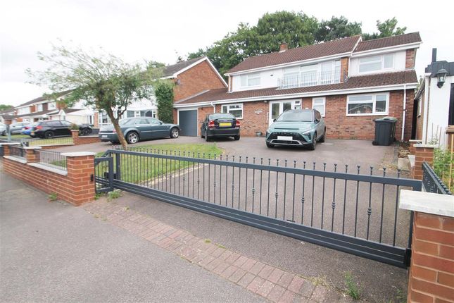 Thumbnail Detached house for sale in Raven Road, Walsall