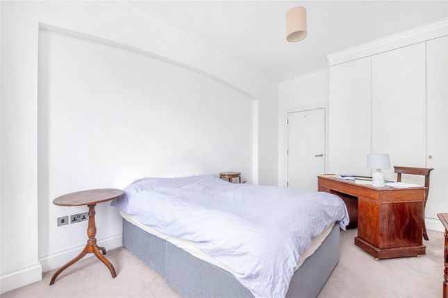 Flat for sale in Elm Park Mansions, Chelsea, London