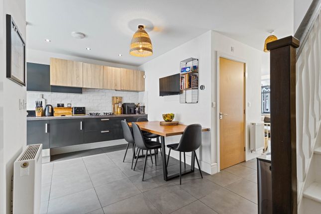 6, Edward Mews, Pontefract photo 4