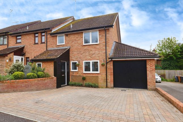 End terrace house for sale in West Park, Appleshaw, Andover