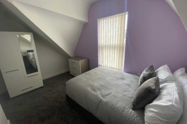 Thumbnail Shared accommodation to rent in Needham Road, Liverpool