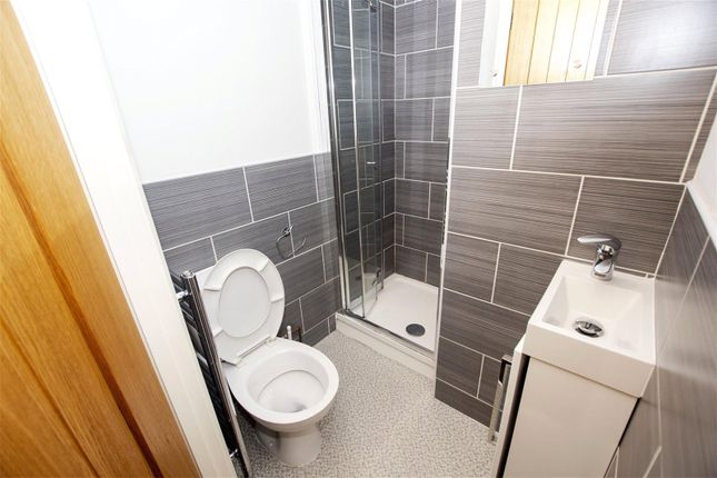 Room 2, 253, Heeley Road, Birmingham photo 5