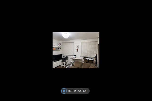 Arthur Road, Wimbledon Park London, Merton photo 3