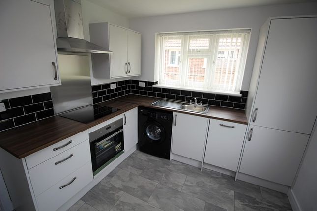 12 High View, Bedford, Beds photo 4
