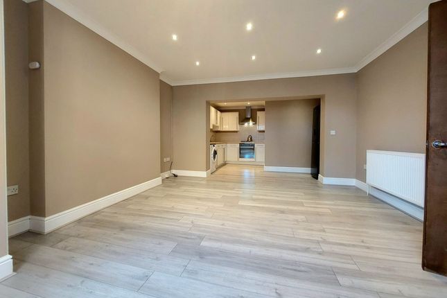 Flat 1, 53 Athelstan Road, Margate photo 2