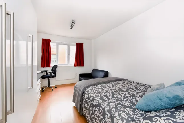 Eastern Boulevard @ The Summit, Eastern Boulevard, Leicester photo 5