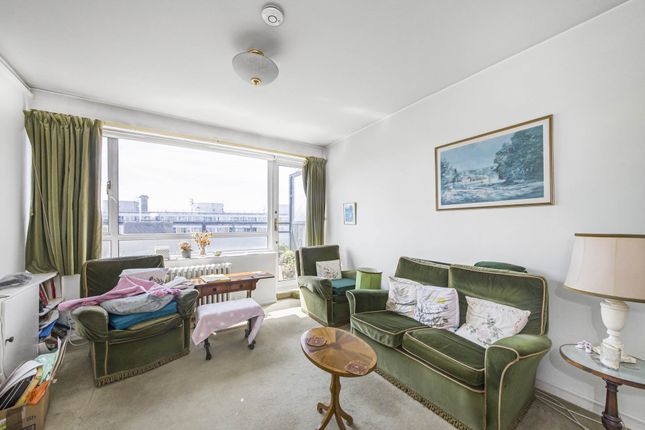 Flat for sale in Chippendale House, London