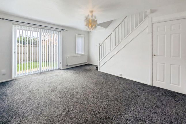 112, Northumbrian Way, North Shields photo 2
