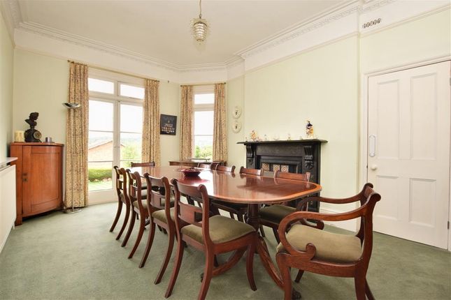 5 Bed Semi Detached House For In Shot Road Reigate 5 Bed Semi Detached House For In Shot Road Reigate