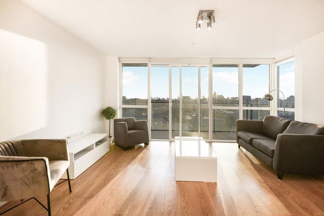 Flat for sale in Hay Currie Street, London