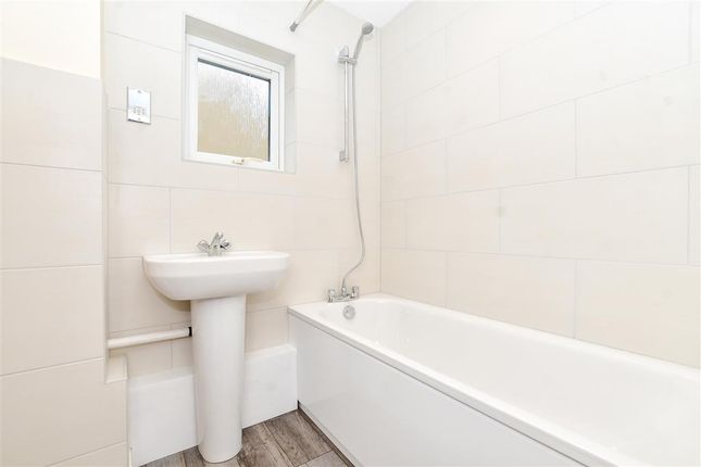 Flat for sale in Station Road, Sutton, Surrey