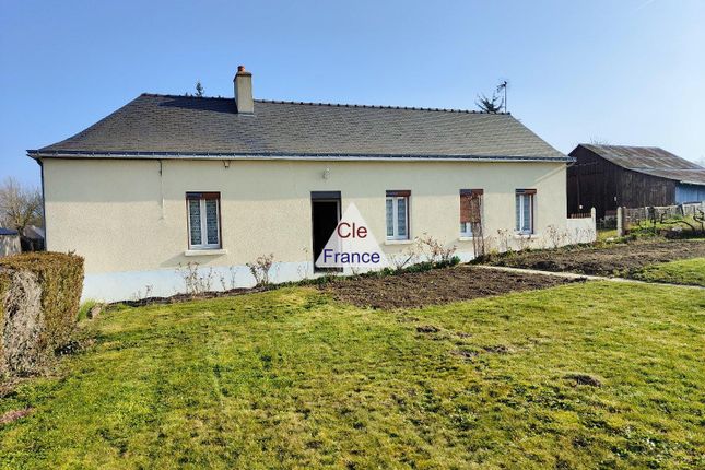 Detached house for sale in Mire, Pays-De-La-Loire, 49330, France