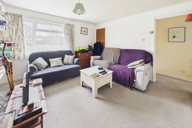 8 Normans Court,, Downsway, Shoreham-by-sea photo 3