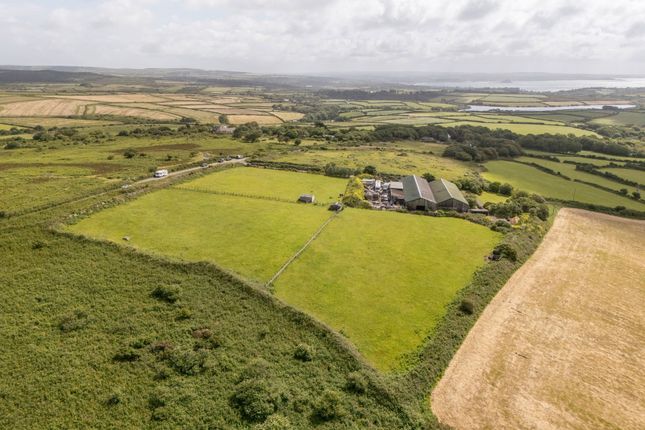 Studio house on Beacon Farm, Penzance, £325,000