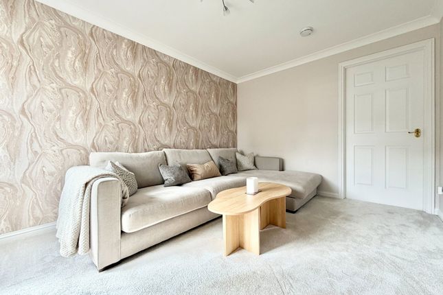 5, Greenacre Road, Bonnybridge photo 3