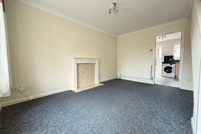 5, Sutton-in-Ashfield photo 2