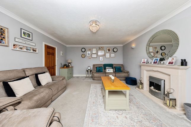 25, Penymorfa, Carmarthen photo 4