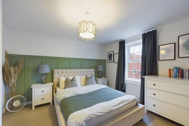 15, Nightingale Drive, Whitby photo 4