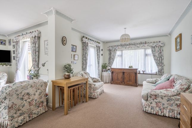 1361608-26-68E676...