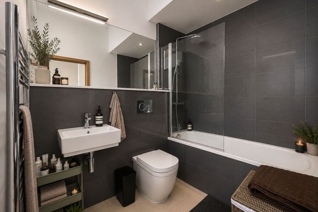 1a Acre Road, Kingston Upon Thames photo 4
