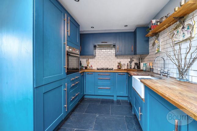 21, St. James Avenue, Farnham photo 4