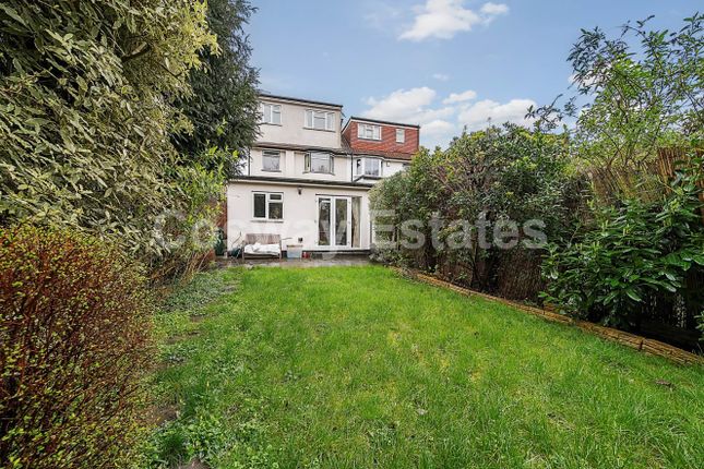 Property for sale in Farm Road, Edgware