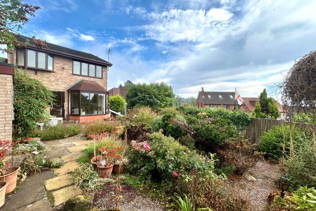1, Larkswood Drive, Dudley photo 3