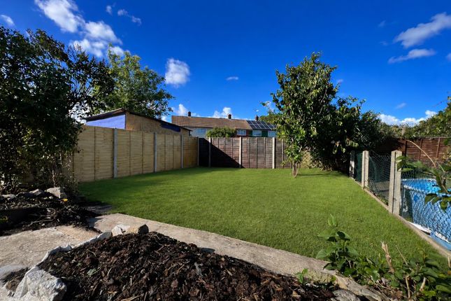 11, Barncroft Way, Havant photo 5