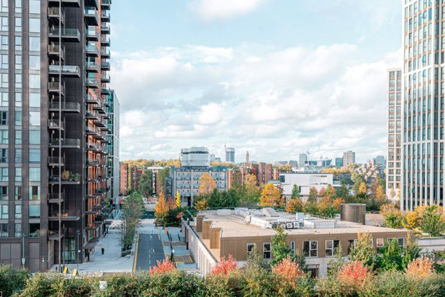 31, Gladwin Tower, Nine Elms photo 4