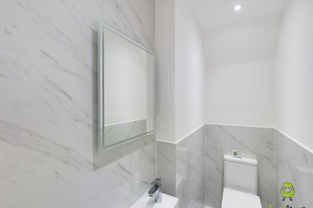 2, Harcourt Road, Bexleyheath photo 4